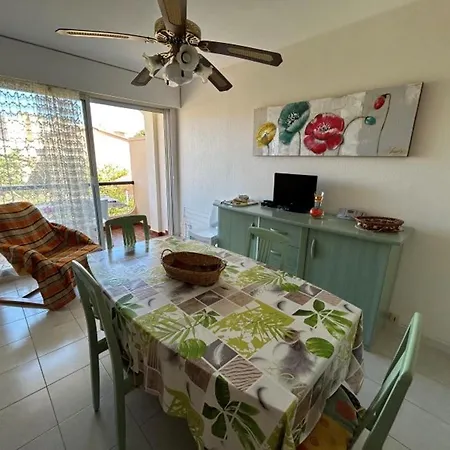 Pour 4 A 150m De La Avec Parking - Fr-1-837-70 Daire *